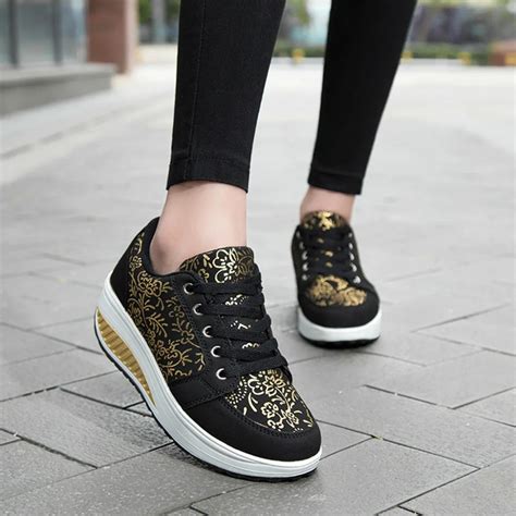 casual black sneakers for women.